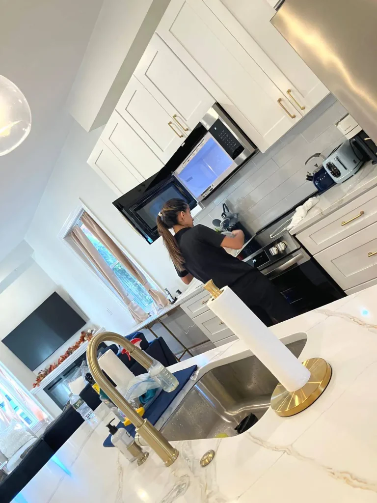 Make Your Home Or Business Shine With Our Deep Cleaning